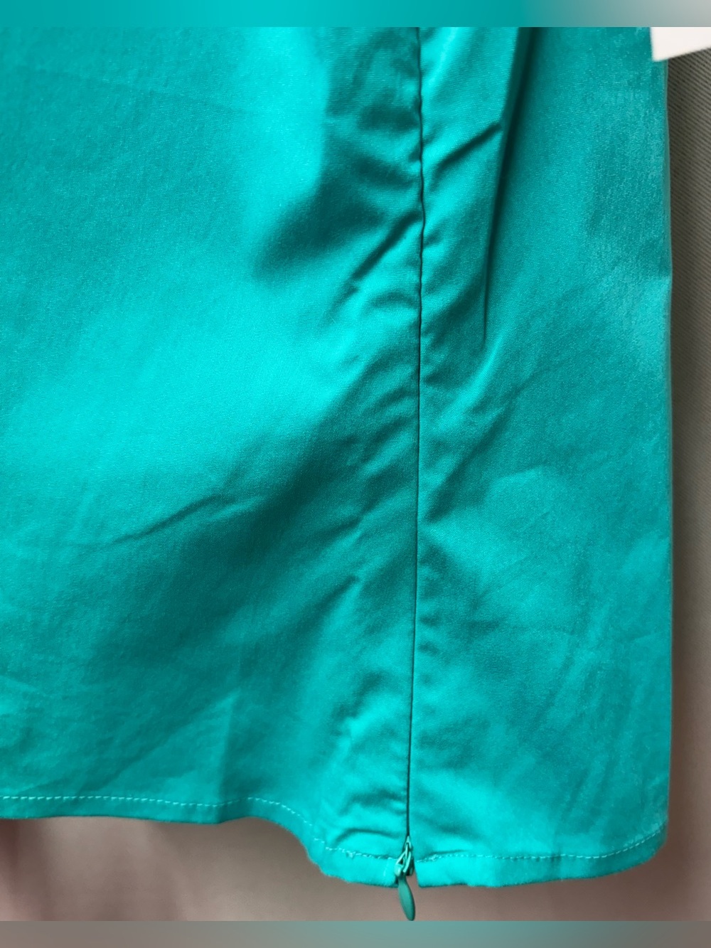 East 5th NWT Women’s Petites  V Neck Hidden side Zipper Size 16P - Picture 3 of 9